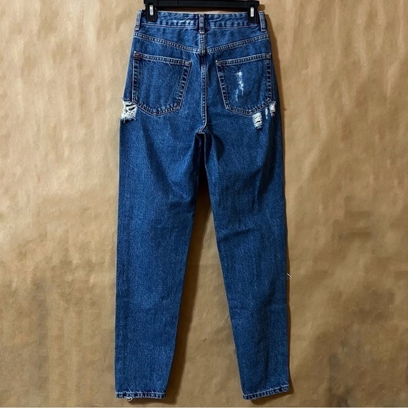 Urban Outfitters | BDG Mom High Rise Jeans Destroyed Medium Wash Denim Size 26 - Picture 9 of 13